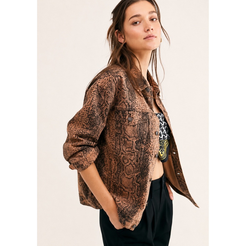 Free People Denim Snakeskin Jacket Boho Edgy Western Grunge Indie Festival Chic‎ - Picture 1 of 6
